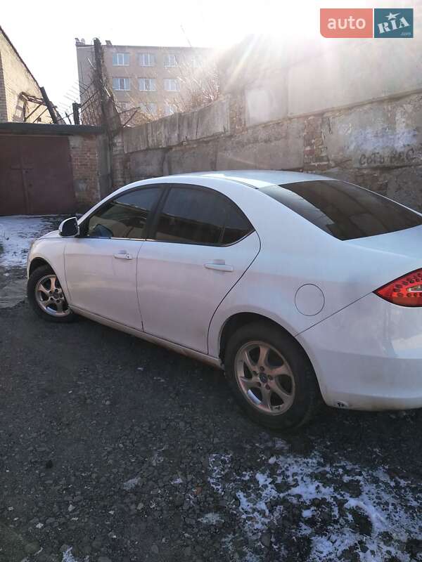 Седан JAC J5 2014 в Кривом Роге