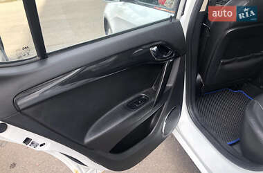Седан JAC J5 2014 в 