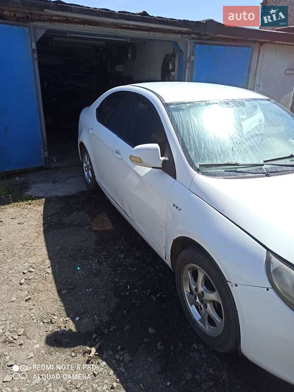 Седан JAC J5 2014 в Кривом Роге