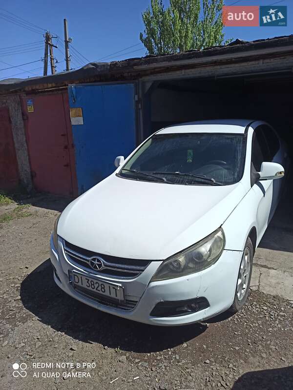 Седан JAC J5 2014 в Кривом Роге