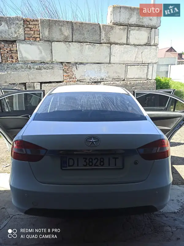 Седан JAC J5 2014 в 