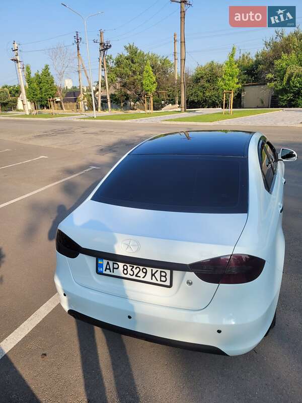 Седан JAC J5 2014 в Запоріжжі