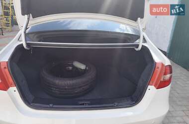 Седан JAC J5 2014 в 
