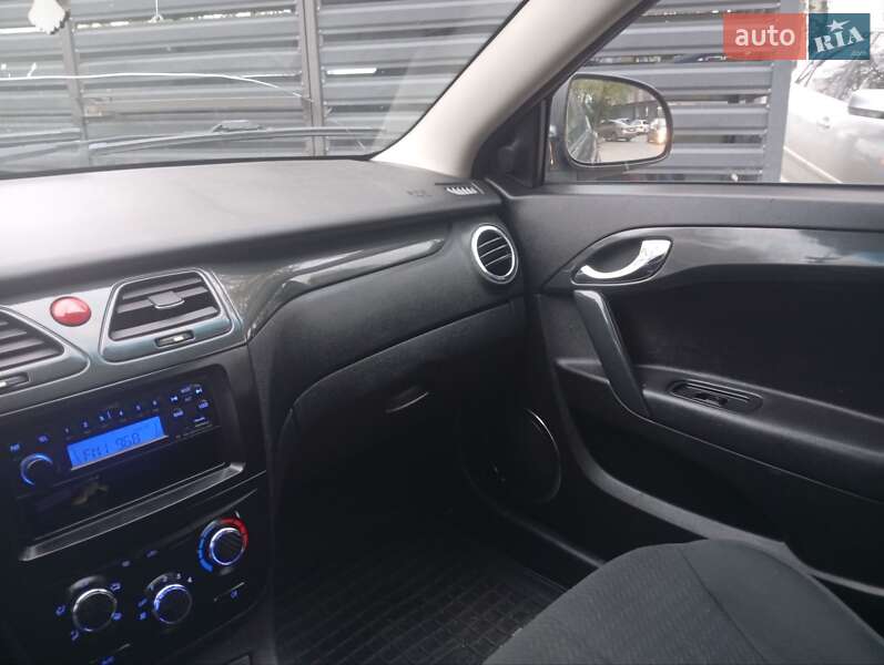 Седан JAC J5 2014 в Киеве фото 3 Седан JAC J5 2014 в Киеве