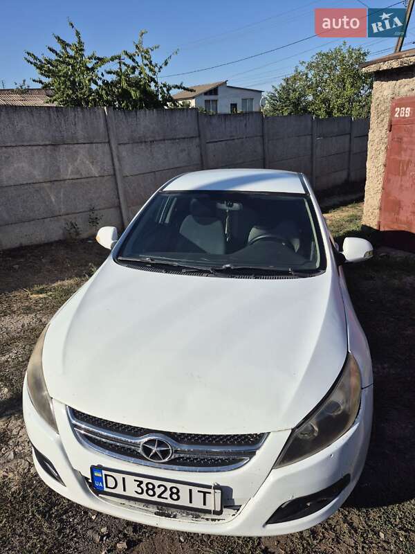 Седан JAC J5 2014 в Кривом Роге