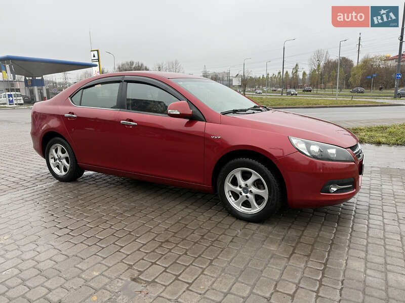 Седан JAC J5 2014 в Львові
