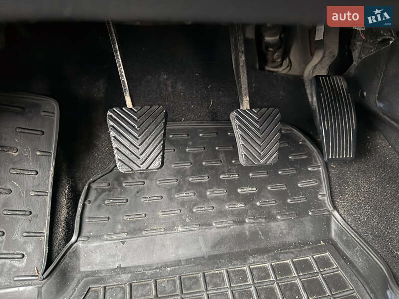 Седан JAC J5 2014 в Львові