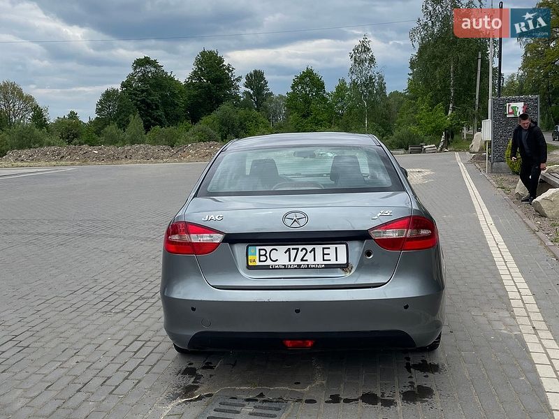 Седан JAC J5 2014 в Долине