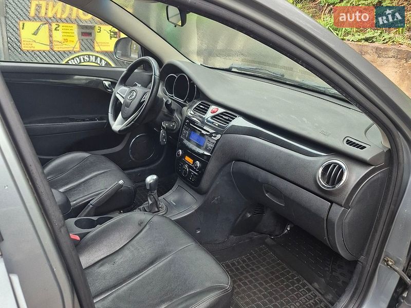 Седан JAC J5 2014 в Вишневом