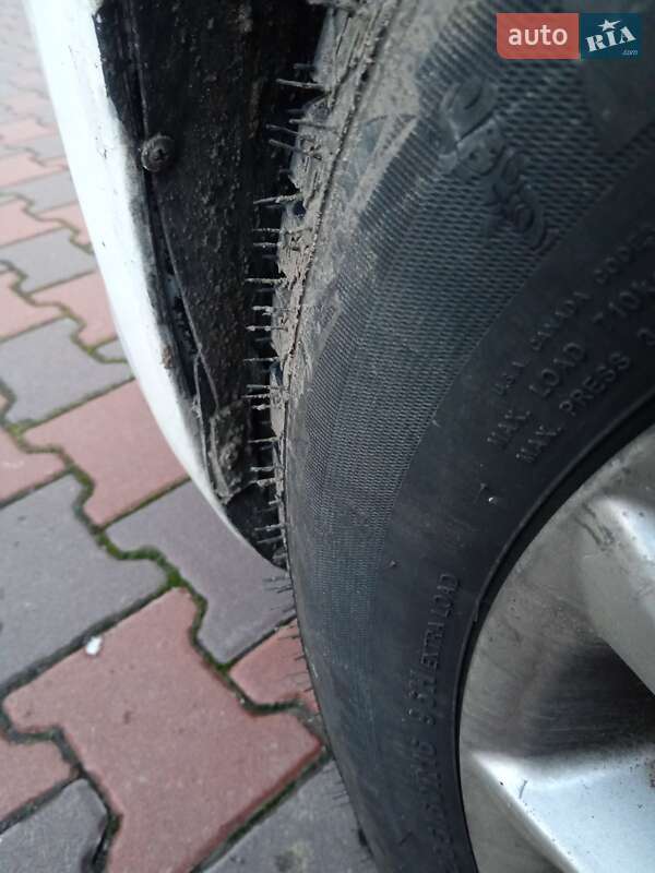 Минивэн JAC J6 2013 в Киеве фото 3 Минивэн JAC J6 2013 в Киеве