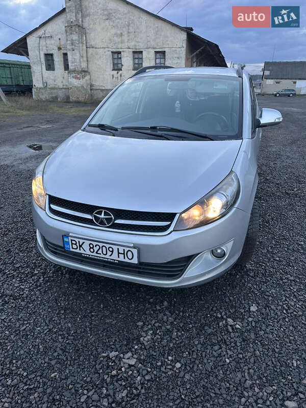 Мінівен JAC J6 2016 в Маневичах