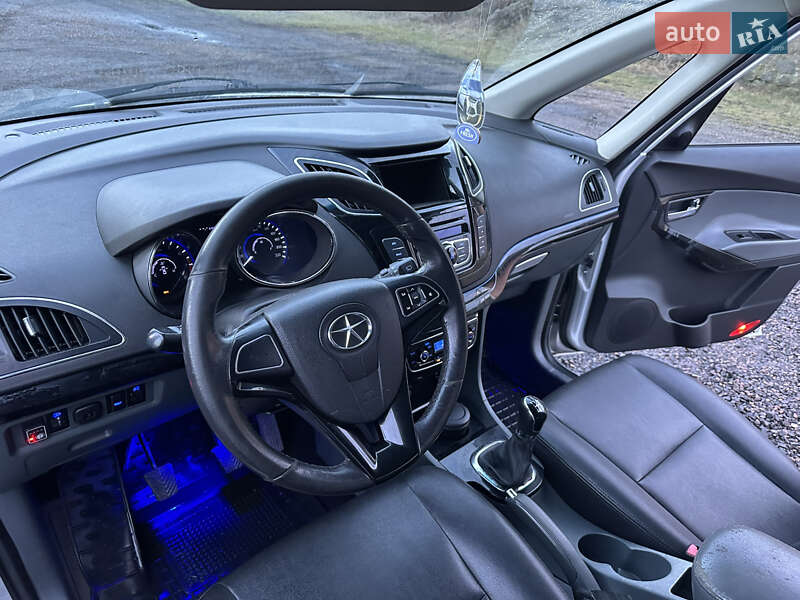 Мінівен JAC J6 2016 в Маневичах