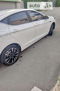 Седан JAC J7 2021 в 