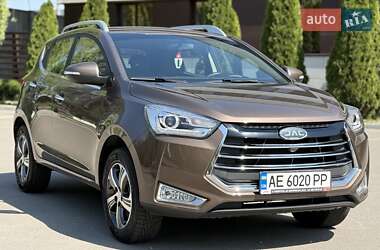 Внедорожник / Кроссовер JAC JS2 2021 в 