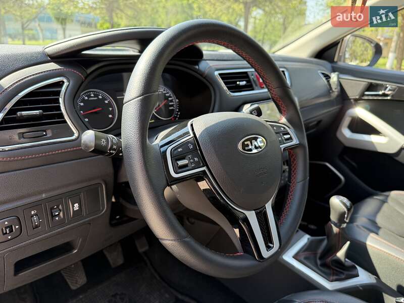 Внедорожник / Кроссовер JAC JS2 2021 в Днепре