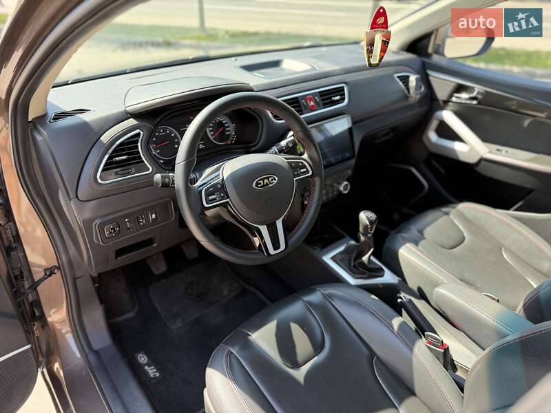 Внедорожник / Кроссовер JAC JS2 2021 в Днепре