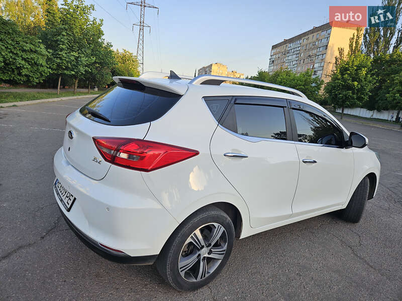 Внедорожник / Кроссовер JAC JS2 2021 в Кривом Роге