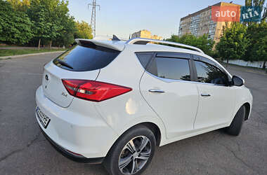 Позашляховик / Кросовер JAC JS2 2021 в 