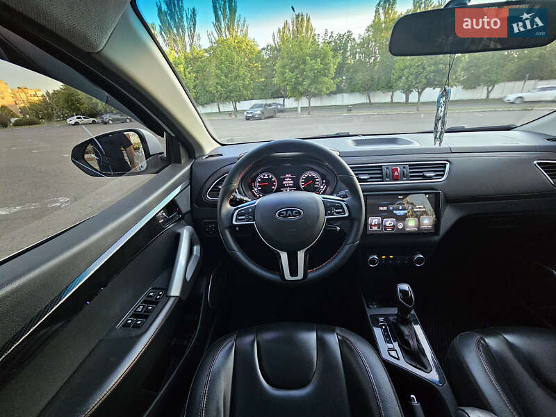 Внедорожник / Кроссовер JAC JS2 2021 в Кривом Роге