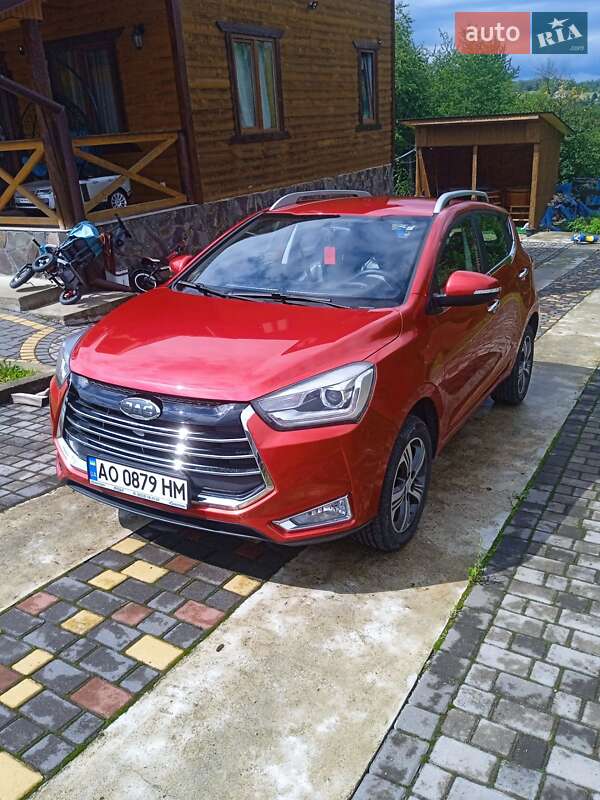 Внедорожник / Кроссовер JAC JS2 2021 в Косове