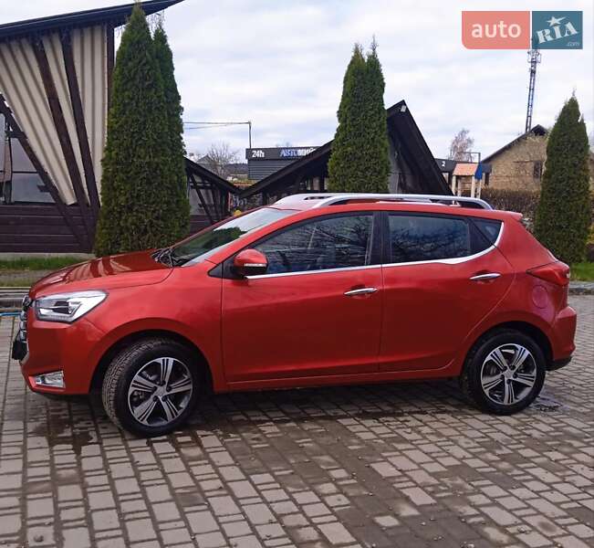 Позашляховик / Кросовер JAC JS2 2021 в Косові фото 4 Позашляховик / Кросовер JAC JS2 2021 в Косові