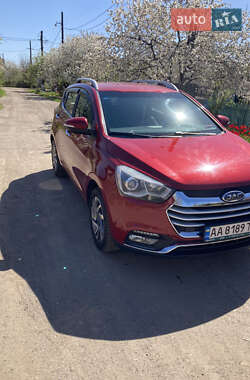 Хэтчбек JAC S2 2018 в 