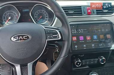 Хэтчбек JAC S2 2019 в 