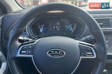Хэтчбек JAC S2 2019 в 