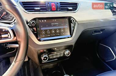 Хетчбек JAC S2 2018 в 