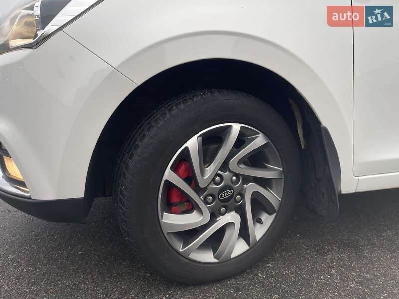 Хетчбек JAC S2 2018 в Києві