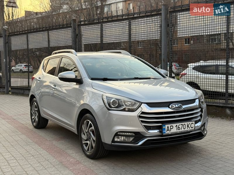 Хэтчбек JAC S2 2019 в Запорожье
