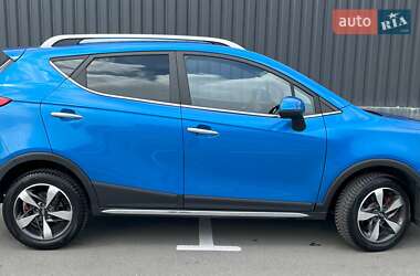 Хэтчбек JAC S3 2018 в 