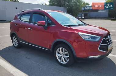 Хэтчбек JAC S3 2015 в 