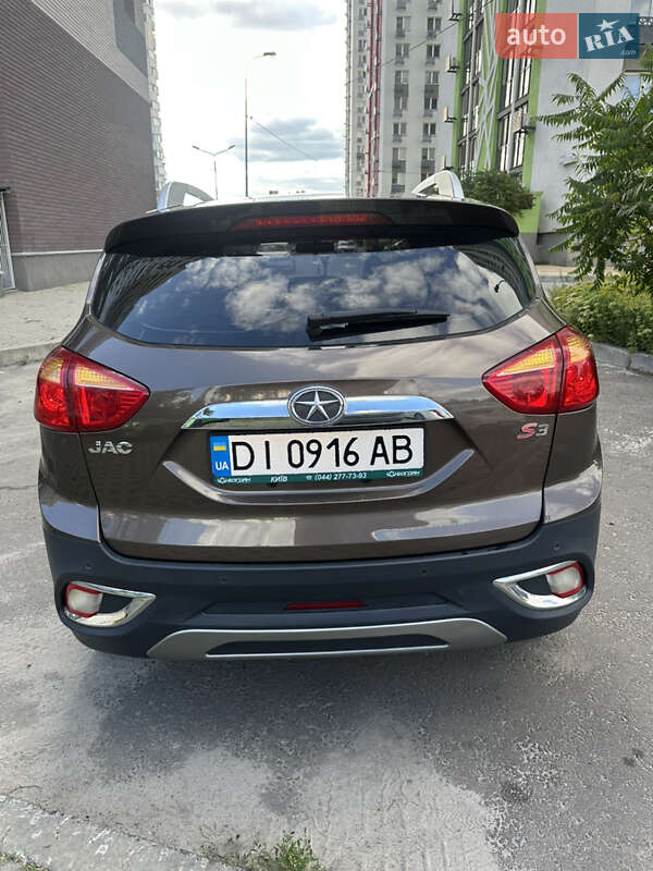 Внедорожник / Кроссовер JAC S3 2017 в Киеве
