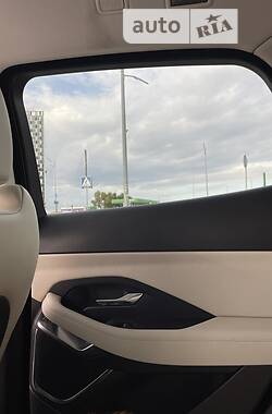 Внедорожник / Кроссовер Jaguar E-Pace 2019 в Киеве