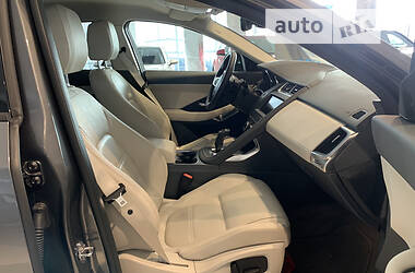 Позашляховик / Кросовер Jaguar E-Pace 2020 в Києві