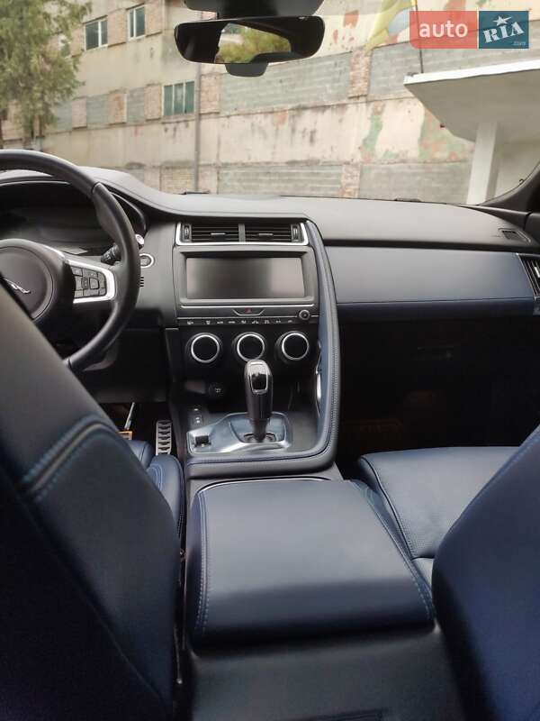 Внедорожник / Кроссовер Jaguar E-Pace 2018 в Львове фото 25 Внедорожник / Кроссовер Jaguar E-Pace 2018 в Львове
