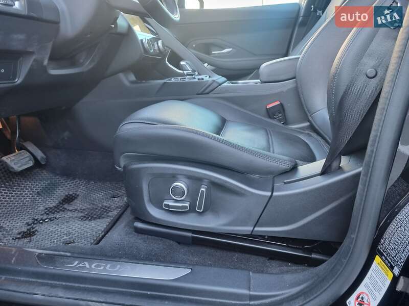 Внедорожник / Кроссовер Jaguar E-Pace 2021 в Киеве