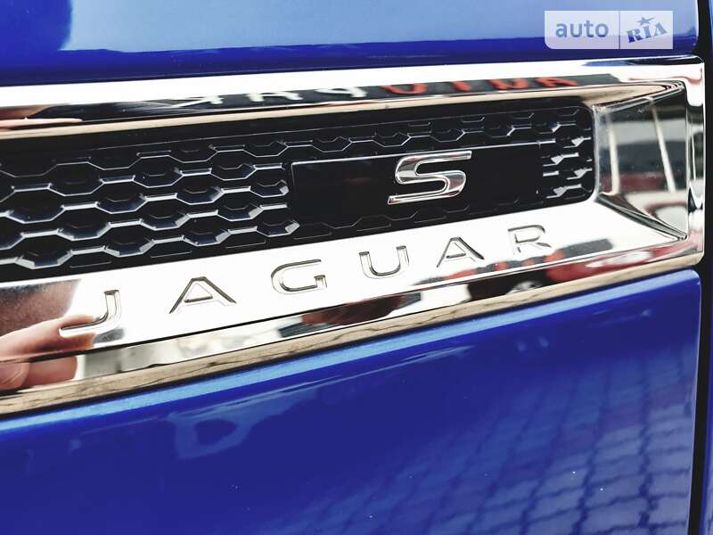Внедорожник / Кроссовер Jaguar E-Pace 2018 в Одессе