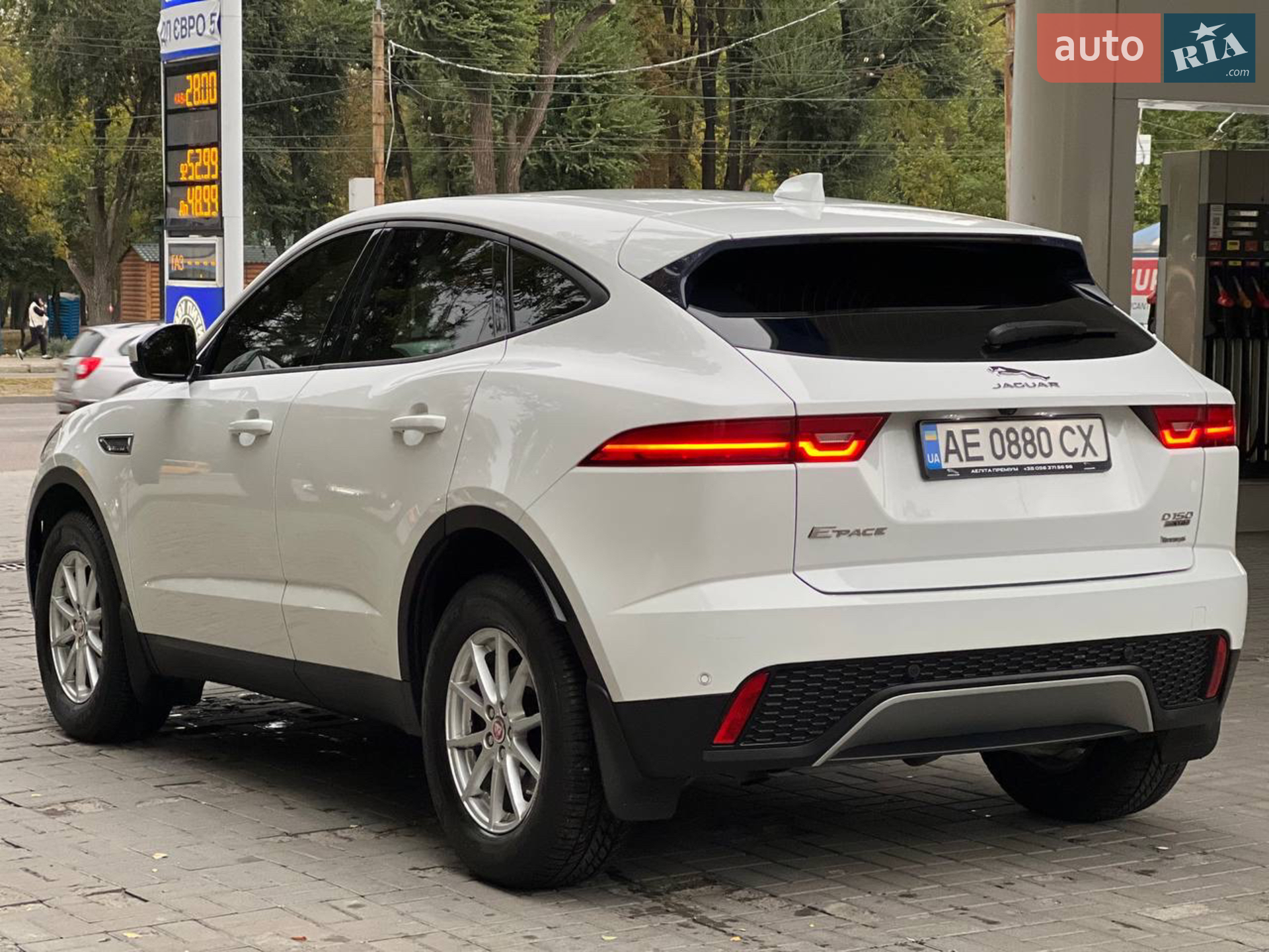 2018 Jaguar E-Pace - мініатюра 13