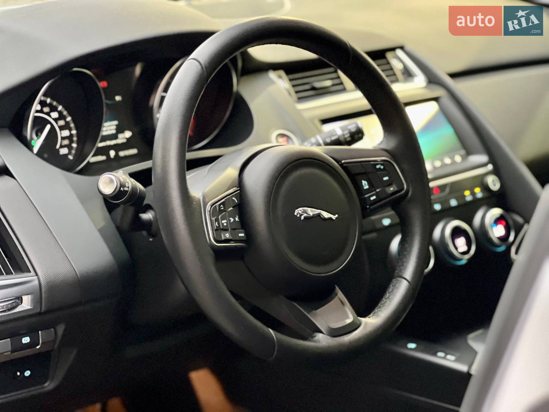 2018 Jaguar E-Pace - мініатюра 22