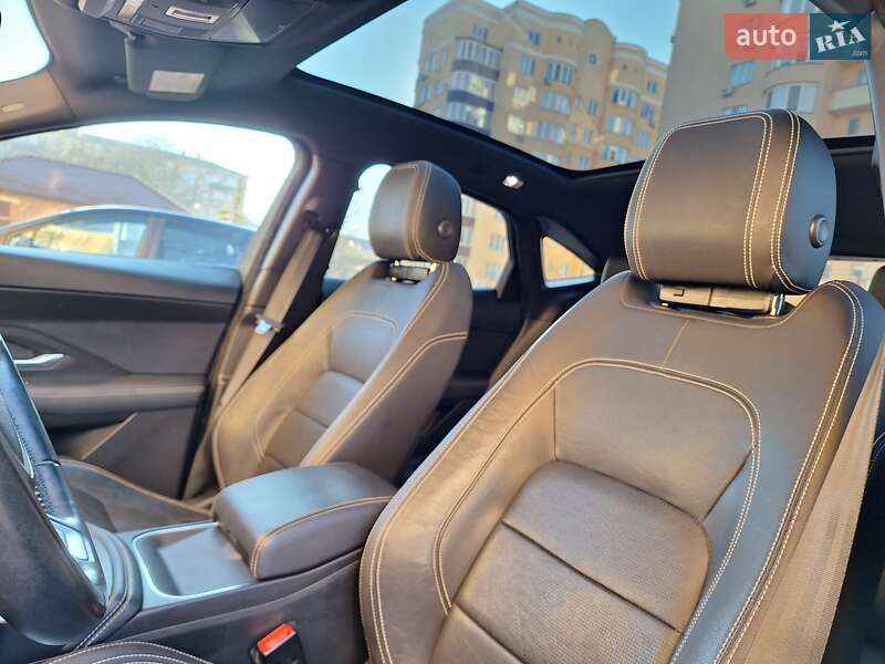 Позашляховик / Кросовер Jaguar E-Pace 2018 в Кам'янець-Подільському