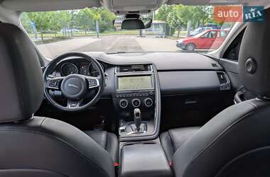 Позашляховик / Кросовер Jaguar E-Pace 2018 в 