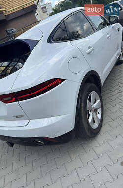 Внедорожник / Кроссовер Jaguar E-Pace 2018 в 