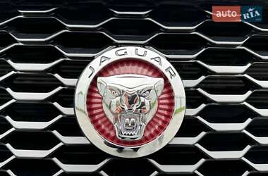 Внедорожник / Кроссовер Jaguar E-Pace 2019 в 