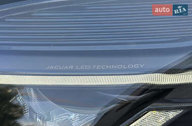 Внедорожник / Кроссовер Jaguar E-Pace 2021 в 