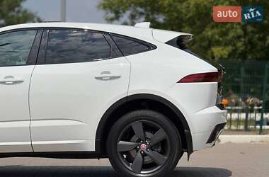 Позашляховик / Кросовер Jaguar E-Pace 2019 в 
