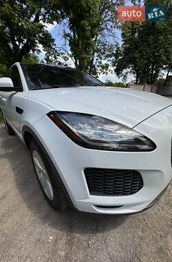 Позашляховик / Кросовер Jaguar E-Pace 2018 в 