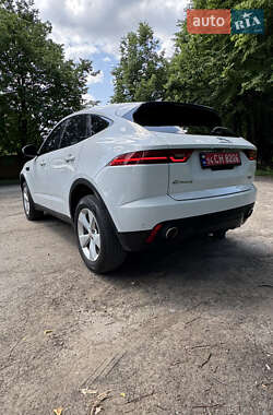 Позашляховик / Кросовер Jaguar E-Pace 2018 в 