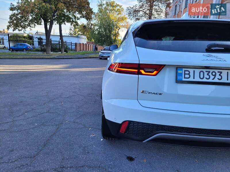 Внедорожник / Кроссовер Jaguar E-Pace 2019 в Киеве
